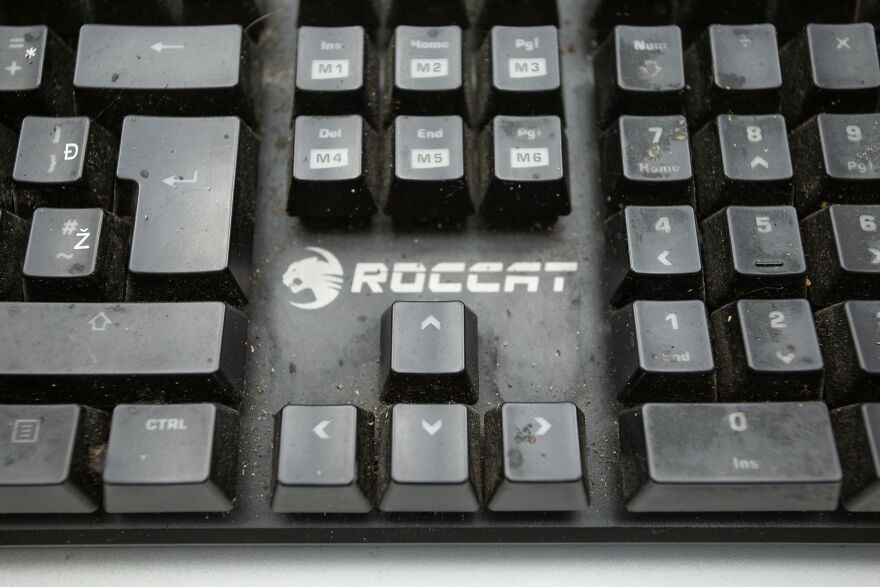 Cleaning The Dirtiest Roccat Suora Fx Keyboard