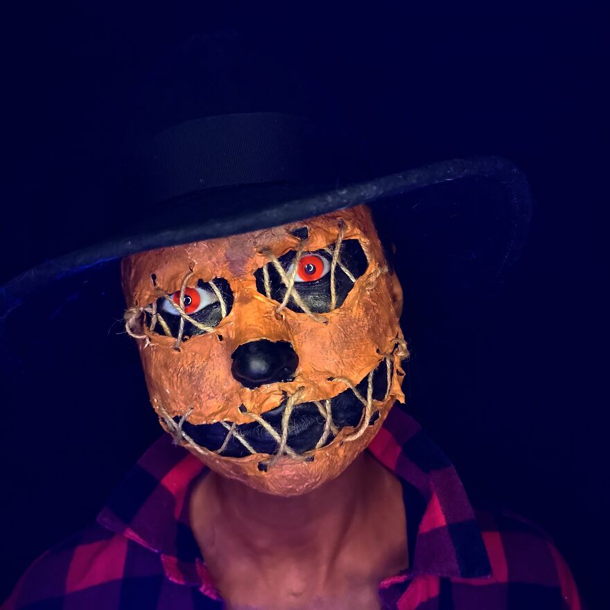 2020 October – Scarecrow