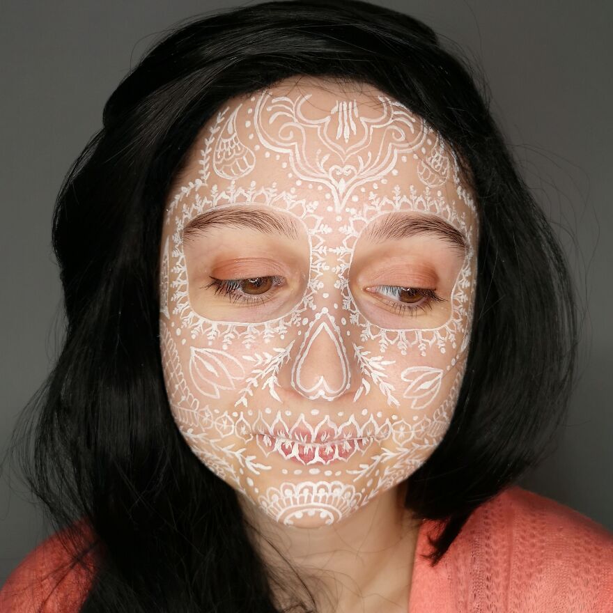 2020 October – Henna Style Skull