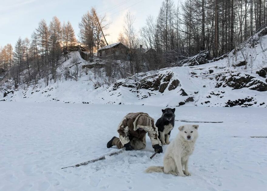 Photographer Alexey Vasiliev shows the daily life of Russias coldest region 6037558b2db42 880 - Qual a menor temperatura já registrada na Terra?