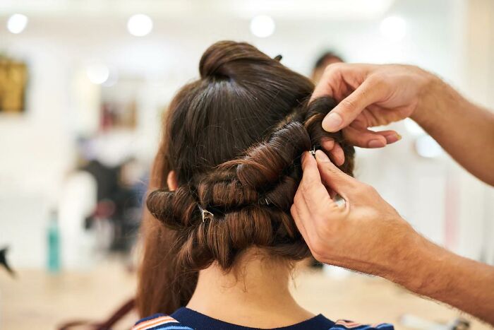 30 Things People Do That Hairdressers Find Pleasant Or Annoying