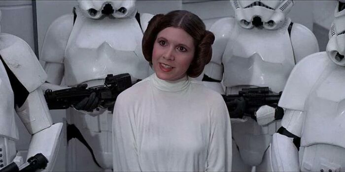 Why Didn't Vader Sense That Leia Was His Daughter In Star Wars: A New Hope (Episode Iv) 1977?