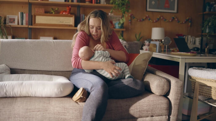 New Ad Shows The Reality Of Lactating Breasts And It’s Set To Air During The Golden Globes