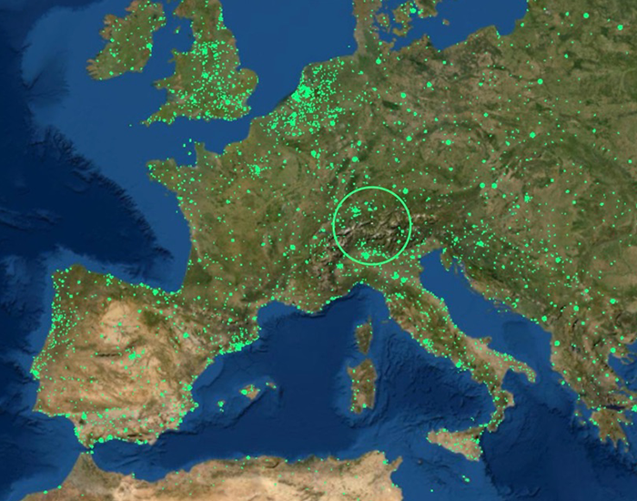 Turns Out, There’s An Online Map That Allows People To Tune In To Any Radio Station Around The Globe