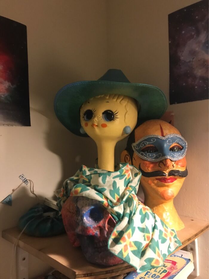 These Heads! Their Names Are Shelagh And Diego, And The Skull Is Named Carlisle