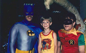 Funny And Slightly Creepy Pictures Of Kids Posing With Superheroes At Their Local Malls In The 1970s And 1980s (62 Pics)