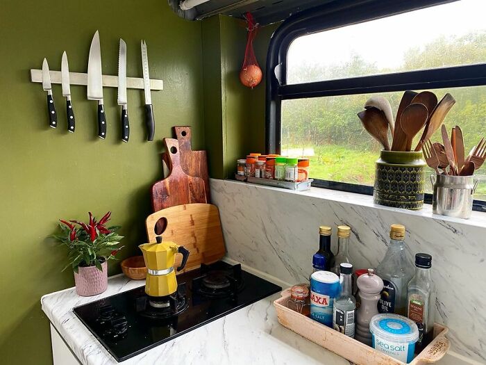 Couple Buys A London Double Decker Bus, Turns It Into A Dream Home Complete With A Fireplace And A Bathtub, Lives Mortgage Free