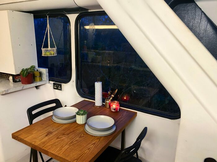 Couple Buys A London Double Decker Bus, Turns It Into A Dream Home Complete With A Fireplace And A Bathtub, Lives Mortgage Free