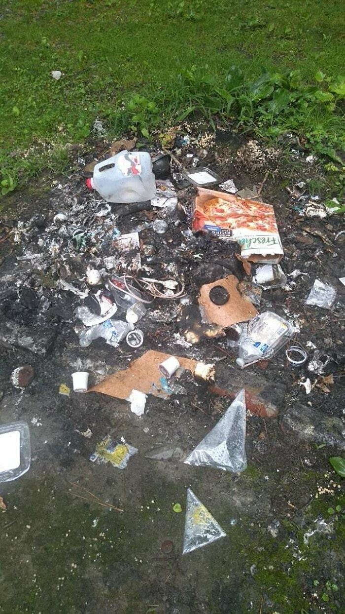 Landlord Loves To Burn His Trash ,it's Within 25 Feet Of His House