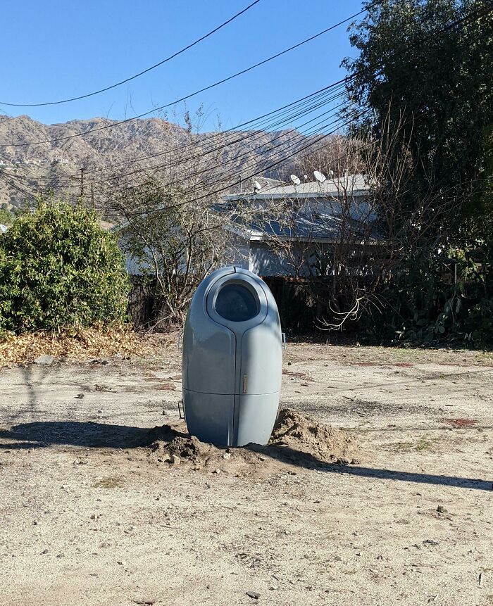 What Is This Thing That Looks Like Superman's Pod? I Saw While Going For A Walk In Burbank, Ca