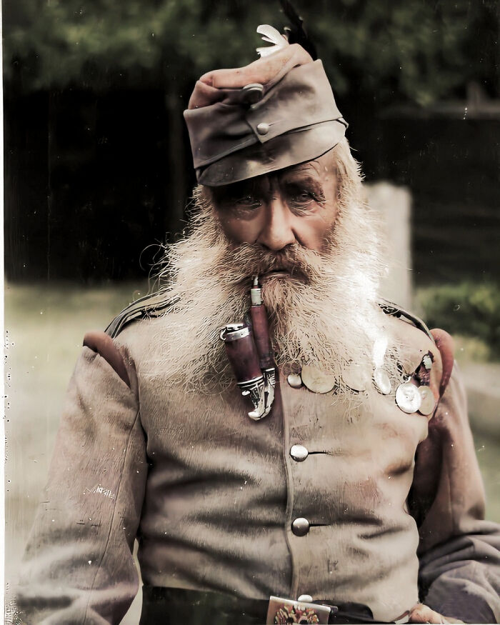 El soldado austríaco más viejo de la primera guerra mundial: un hombre de 79 años llamado Gaspar Wallnöfer, veterano de las campañas de Habsburgo en Italia, durante 1848 y 1866. Septiembre de 1917