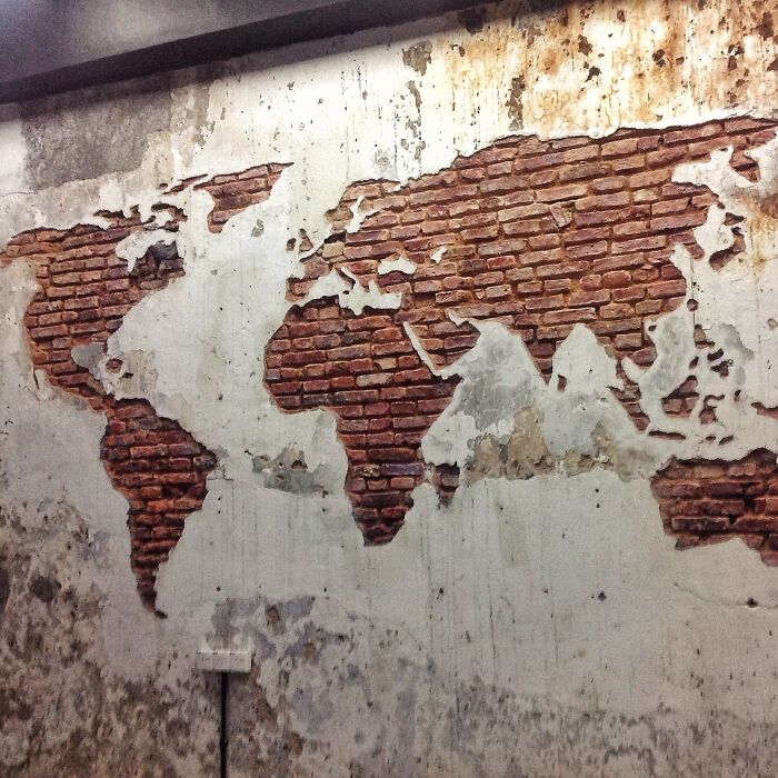 Mural con el mapa del mundo