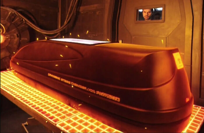 Stasis Pod In The Expanse Is A Car Roof Box