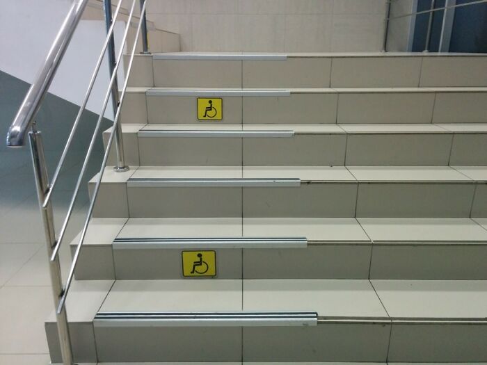 Acceso para sillas de ruedas en estas escaleras