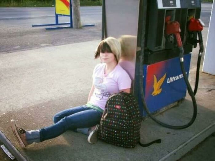 2007, Taking Back Sunday T-Shirt, Dickies Backpack, Skinny Jeans, Converse, Gas Station...?
