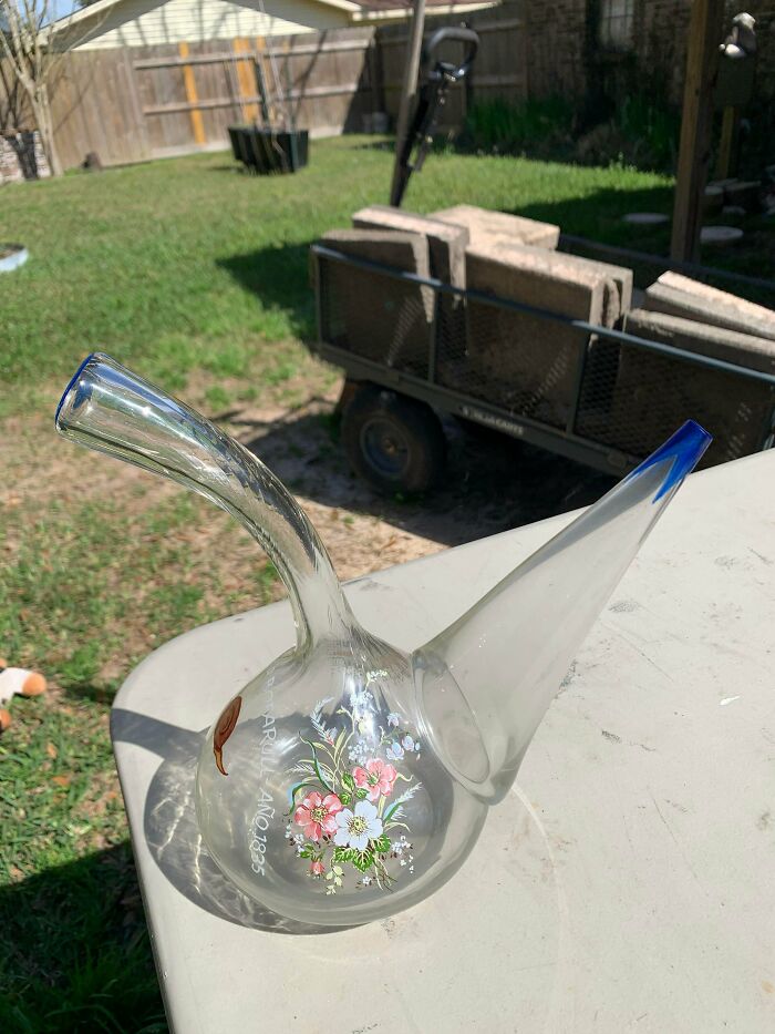Glass Vase Thing Found In A Thrift Store In Navarre, Fl