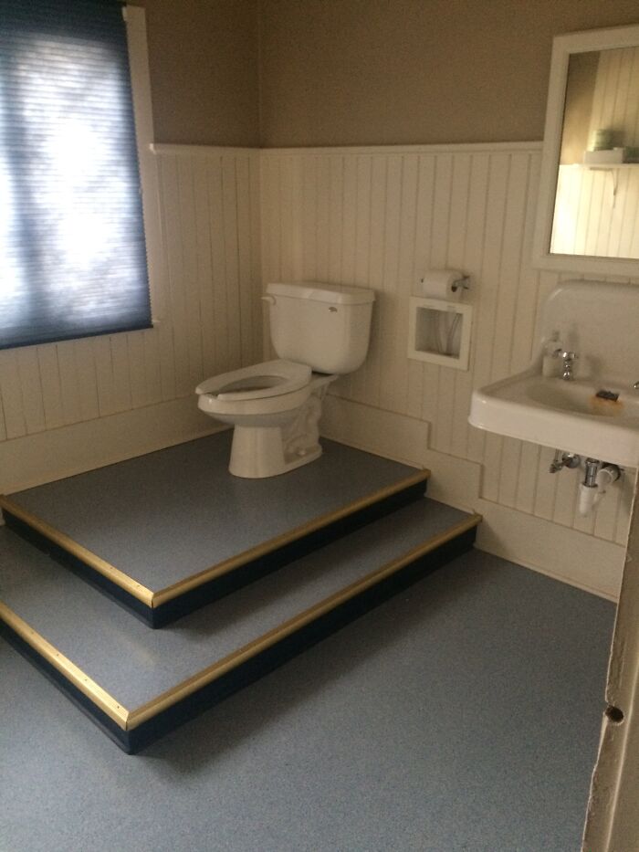 My College Has A Bathroom With A Toilet On A Mini Stage