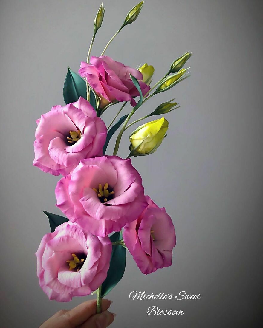 Artist Makes Amazing Realistic Sugar Flowers That Are Hard To Believe Are Not Real