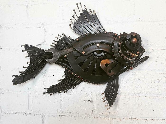 Artist Finds In The Trash His Inspiration For Making Amazing Sculptures