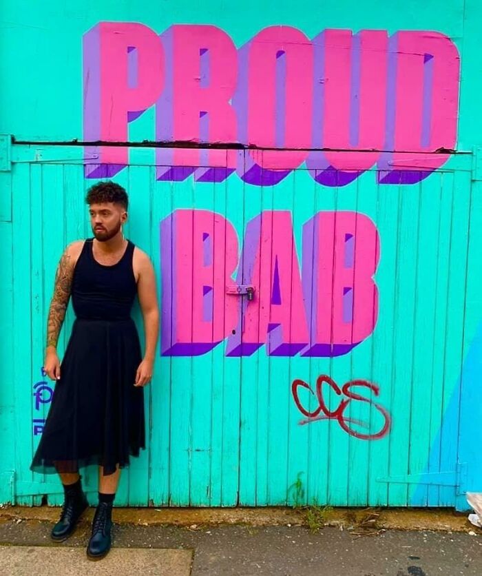 This Man Proves That Clothes Have No Gender By Wearing Skirts And Dresses