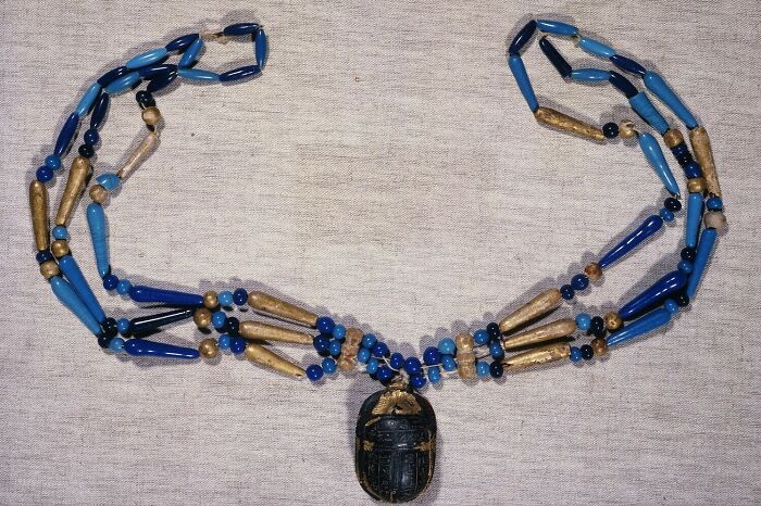 3 Row Necklace; Spherical Pearl; Fusiform Pearl; Club Pearl, End Of The 18th Dynasty; New Kingdom (Attribution According To Style) (-1550 - -1069)