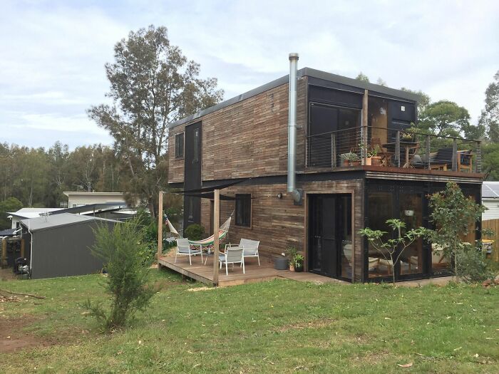 A Man Built His Dream House Using 4 Shipping Containers For $150,000