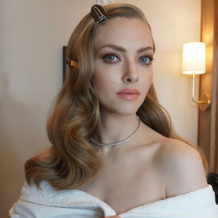 Amanda Seyfried Received 10% Less Than What Her Fellow Male Actor Got