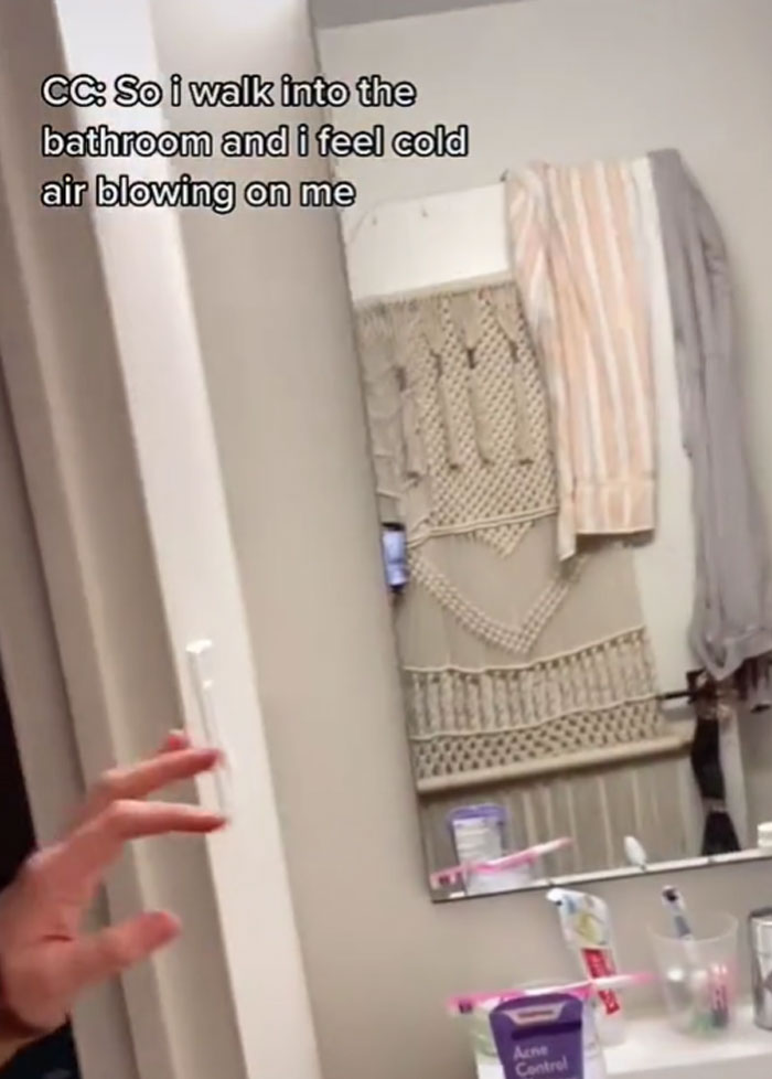 Woman Discovers A Hole Behind Her Bathroom Mirror - Decides To Go In And Finds An Entire Apartment