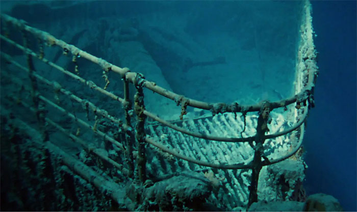 The Footage Of The Titanic Under Water Is Real As Cameron Himself Dived To See The Wreckage