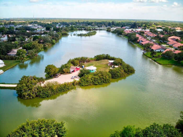 Man Lives On His Own Private Island In Florida And Here's How His Life Looks
