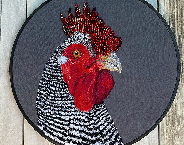 I’ve Embroidered 10 Realistic Animals With Elements Of Bling