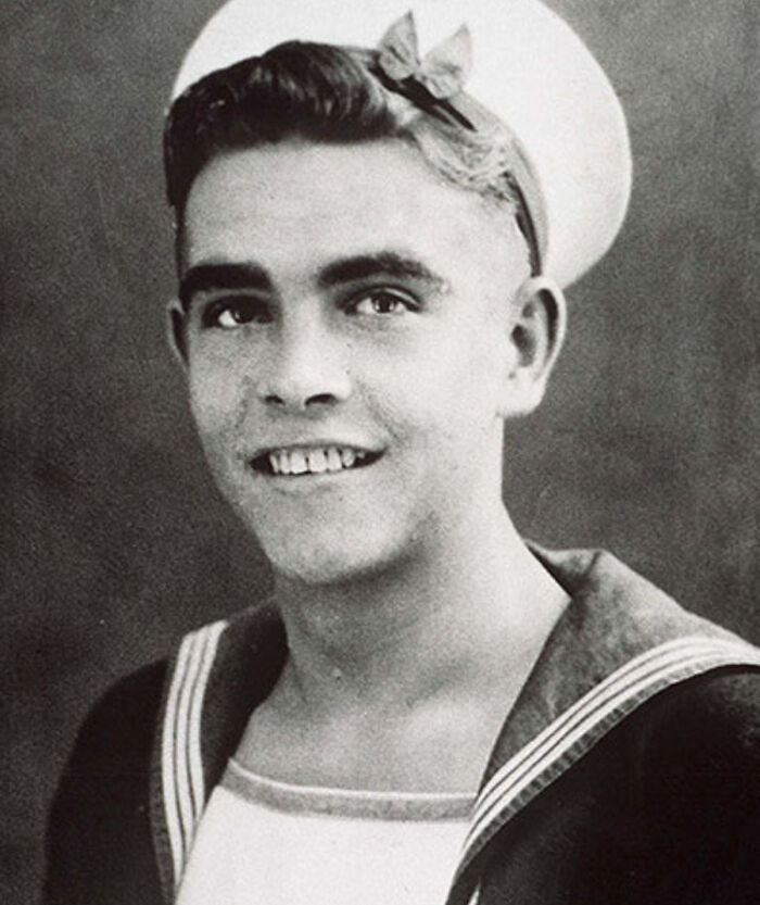Sean Connery durante su estancia en la Marina Real en 1946