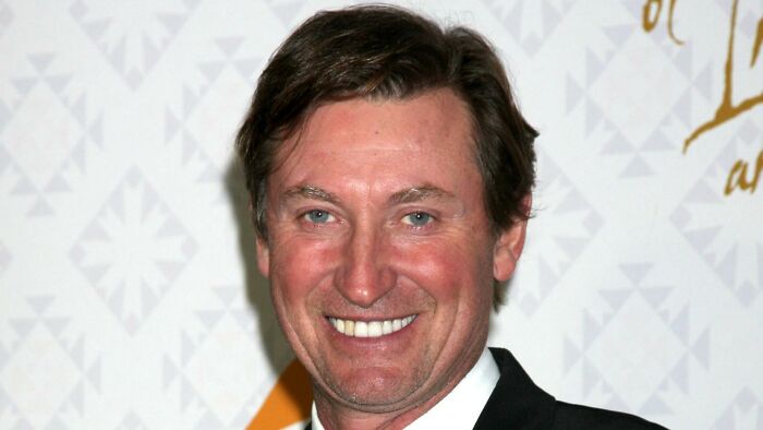 Til That Hockey Legend Wayne Gretzky Had A Cameo On The Soap Opera The Young And The Restless. As A Huge Soap Opera Fan In 1981, Gretzky Made A Cameo On The Daytime Show As A Mafia Boss. His One Line Was, “I’m Wayne From The Edmonton Operation.”