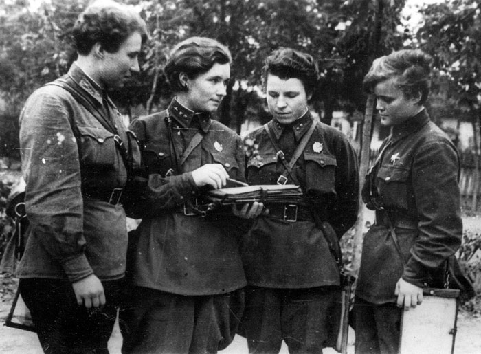 The Night Witches Of The 588th Night Bomber Regimen
