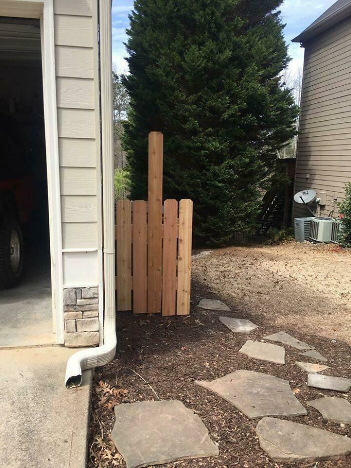 The HOA In My Friend’s Neighborhood Recently Threatened Her Neighbors With A Fine If They Didn’t Hide Their Trash Cans. This Is Their Solution