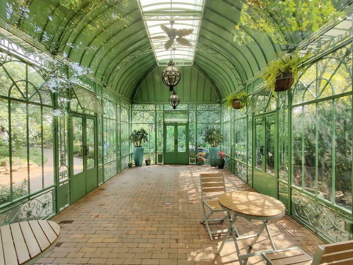 An Inviting Space At Denver Botanic Gardens