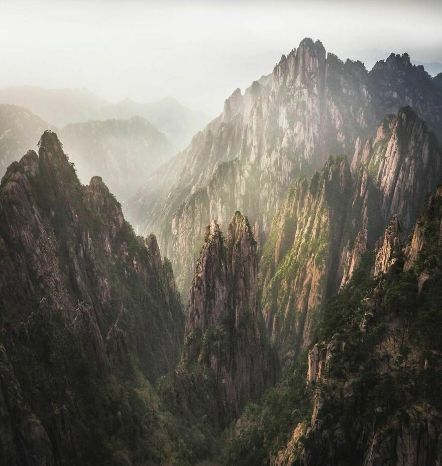 Cliffs Edge, Anhui, China