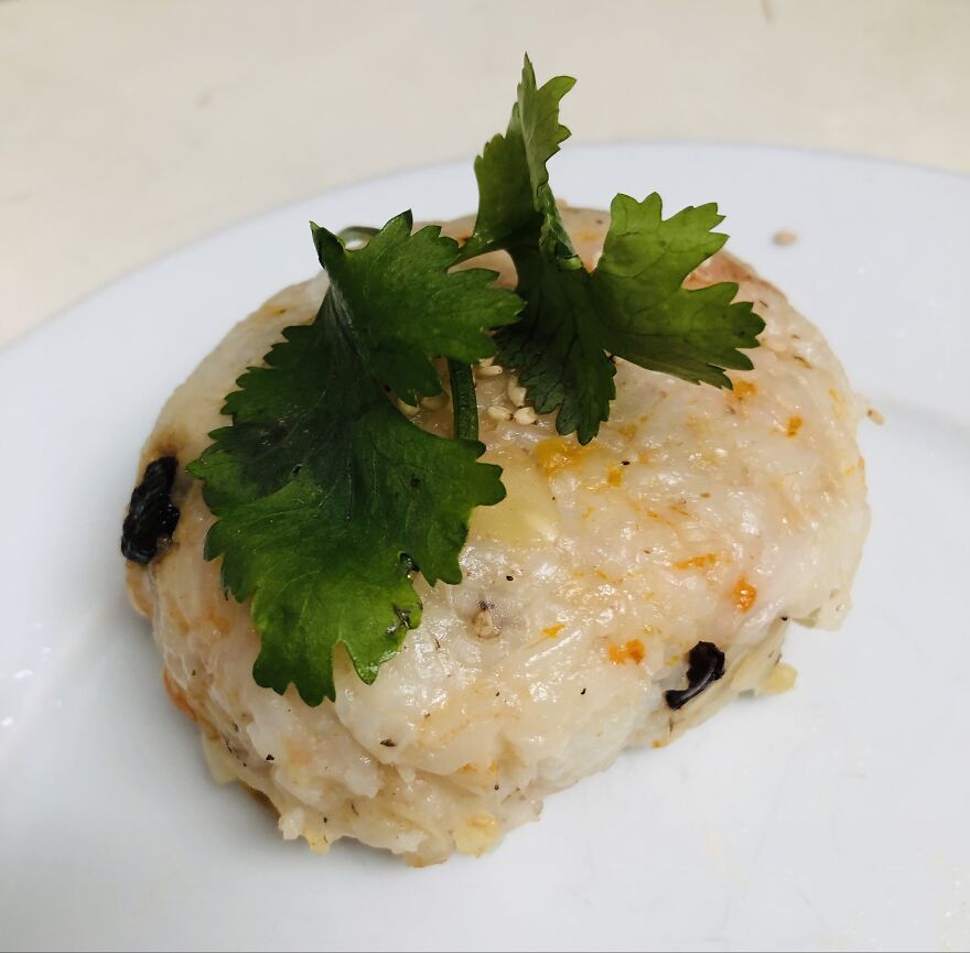 Fruity Rice Lo Mai Gai With Soy-Glazed Chicken Filling