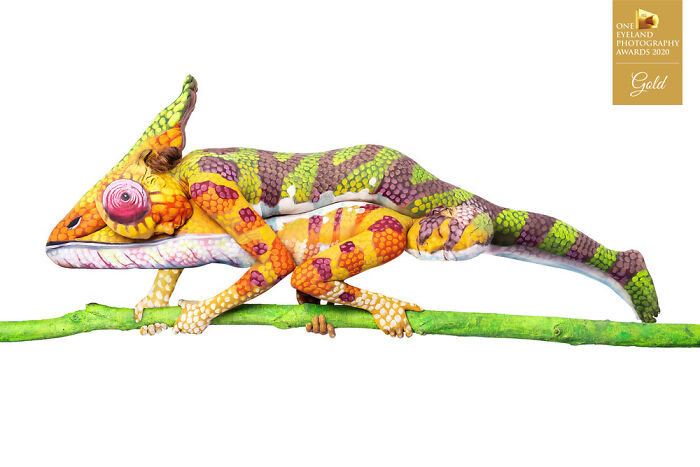 Bodypaint Animals By Mathias Kniepeiss. Gold In Advertising