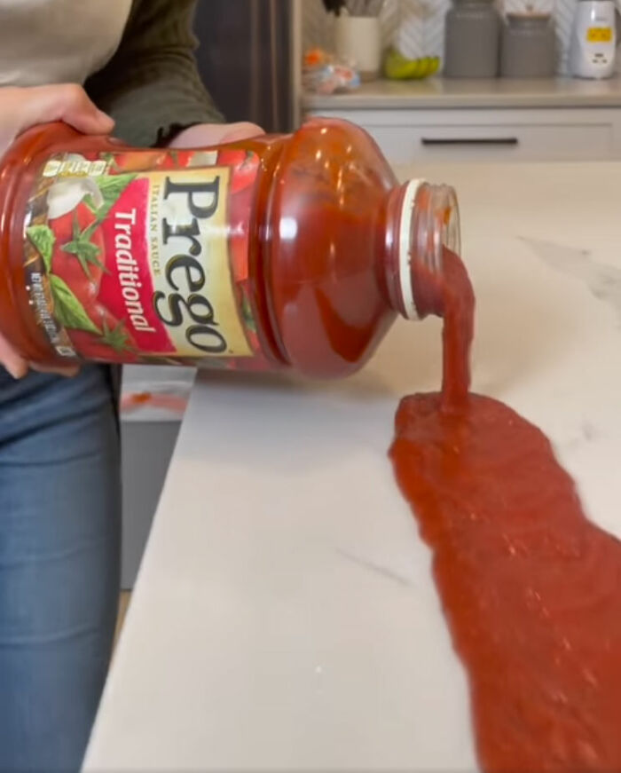 The Internet Is Going Bonkers For This Video In Which A Woman Shares Her “Ultimate Spaghetti Trick”