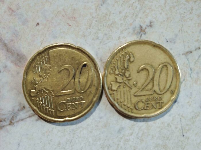 In Old Euro Coins The Borders Of Countries Were Drawn. Not Anymore. (The Left One Is From 2009, The Right One From 1999)