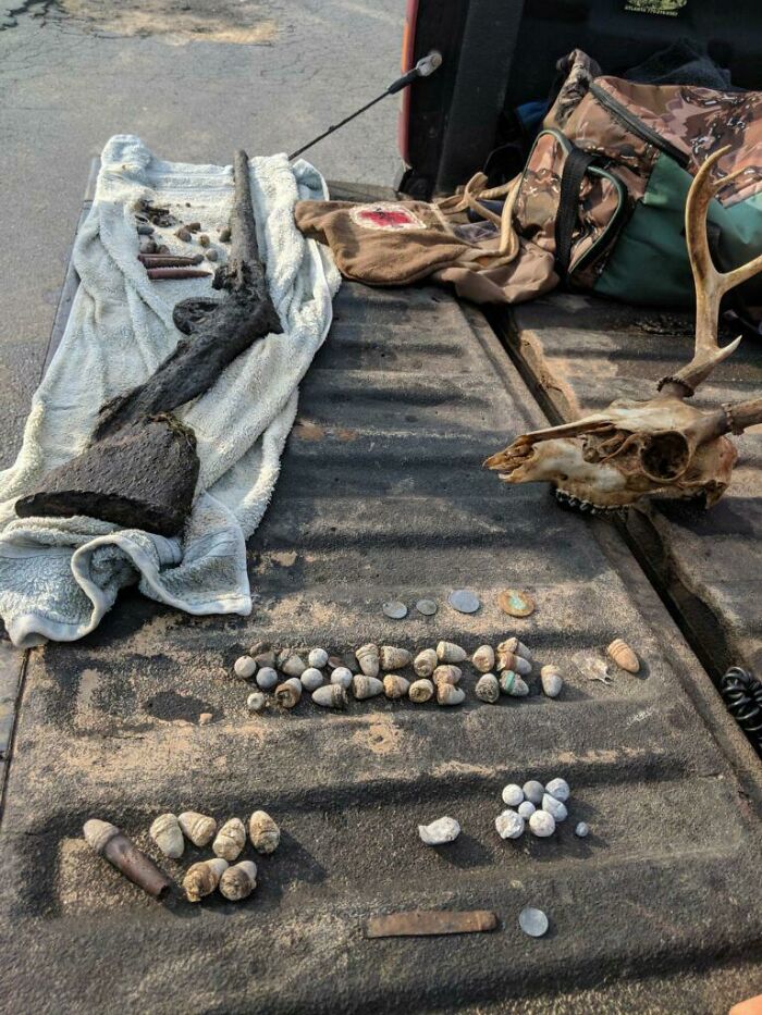 We Found An Entire Civil War Burnside Carbine, A Soldier's Silver Spill, Two Spurs, Hundreds Of Bullets And More At A Civil War River Crossing I Found!