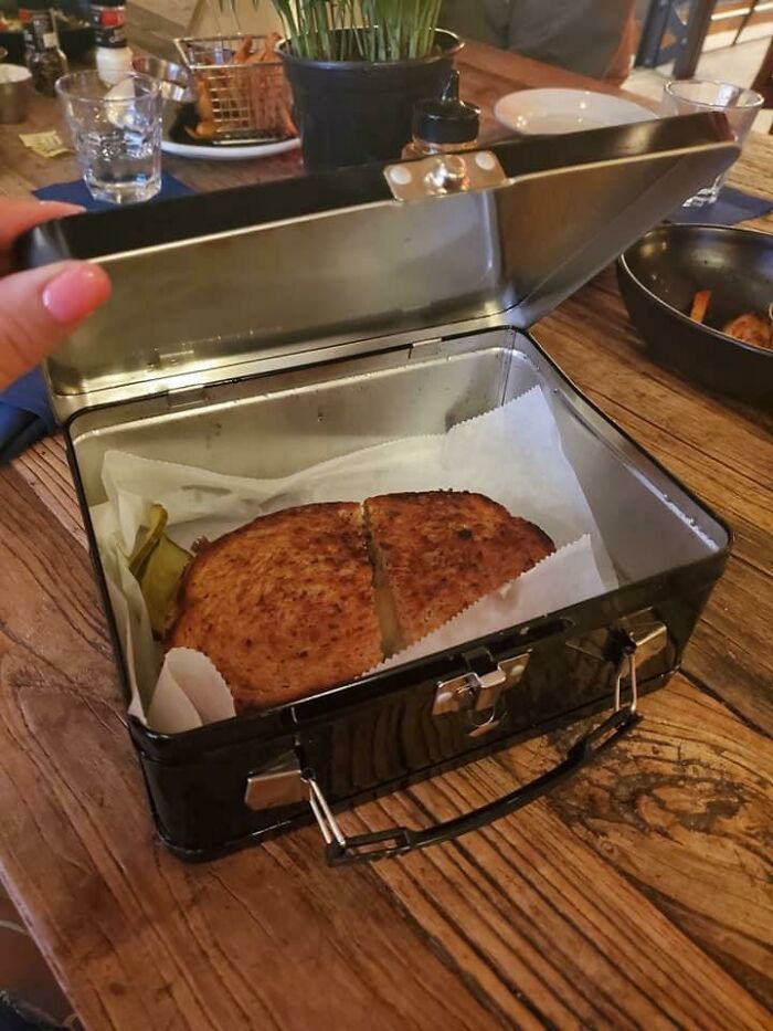 Restaurant In My Area Serving Food In Lunch Boxes