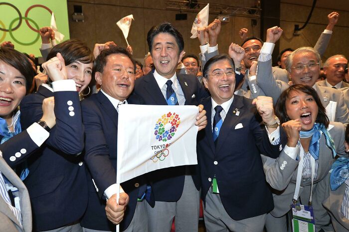 Japón expresa su alegría por haber ganado la candidatura a los Juegos Olímpicos de 2020 (2021) en 2013