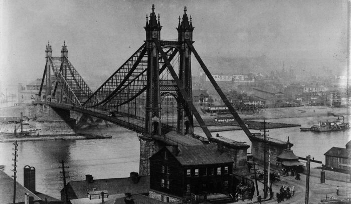 First Point Bridge, Pittsburgh, Pennsylvania. Built In 1877, The Structure Proved Costly To Maintain Due To Unstable Foundations; It Was Replaced By A Larger Bridge In 1925
