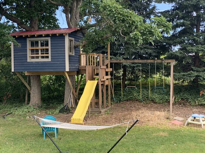 My Quarantine Project Was Building A Treehouse For My Kids And Integrating An Old Swing Set