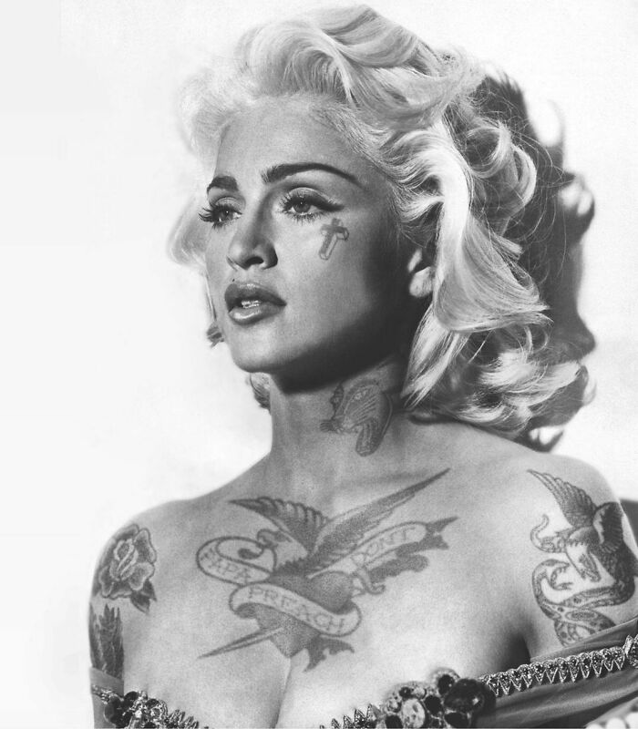 Photoshoped-Tattoo-On-Celebrities-Cheyenne-Randall