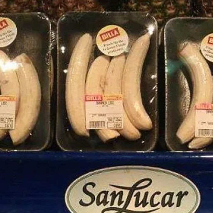Plátanos pelados en plástico. ¡¡Hay algo muy erróneo en esto!!