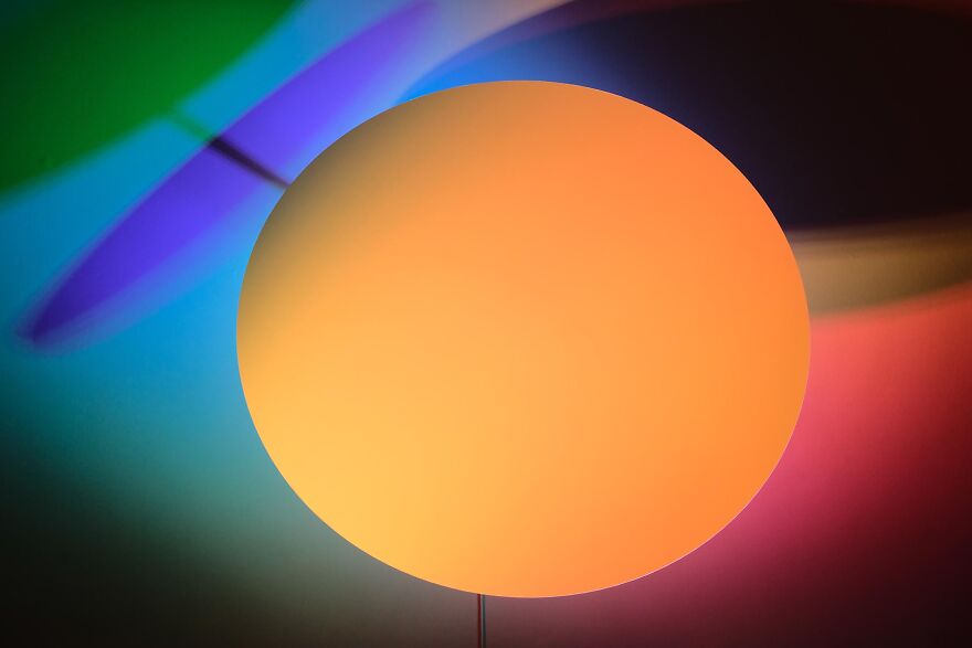Ex Luz, A Kinetic Installation Made By A Color Blind Artist In Order To Apprehend The Concept Of Gradient Ex Luz, A Kinetic Installation Made By A Color Blind Artist In Order To Apprehend The Concept Of Gradient