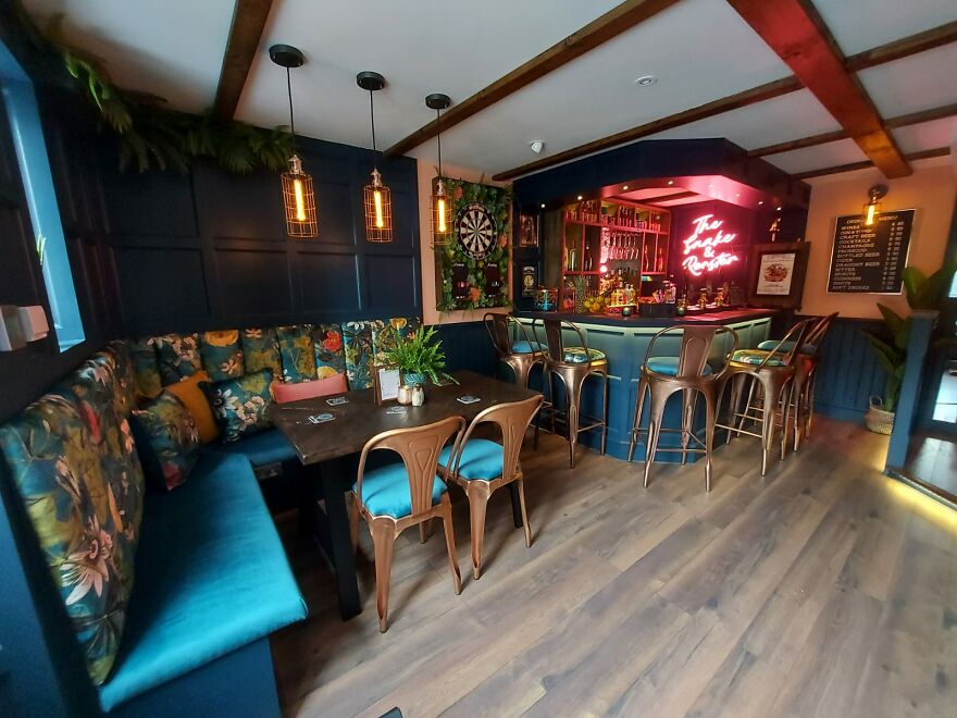Pub In The Garden